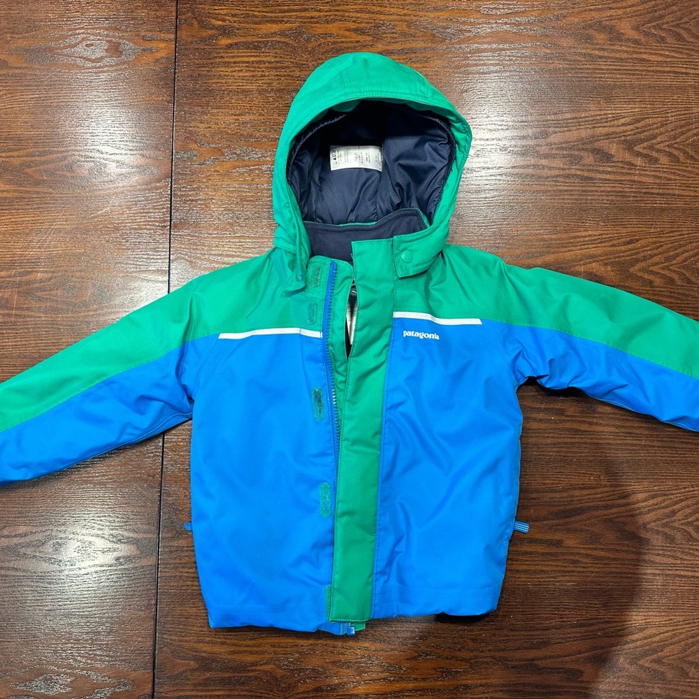 Little boys Patagonia parka. 2T